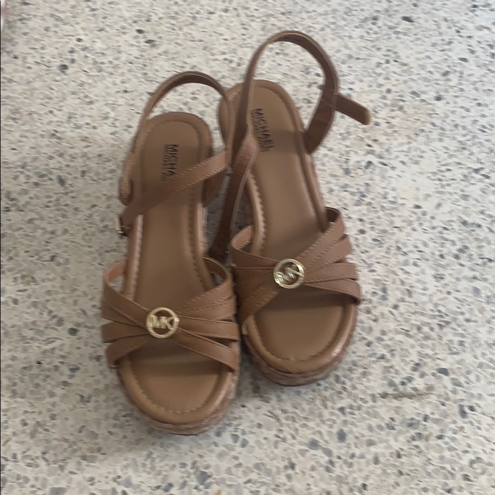 Little girls Michael kids sandals/wedges size 2/3